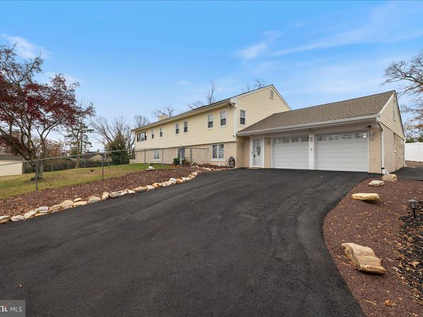 11 Williams Lane, Yardley PA 19067