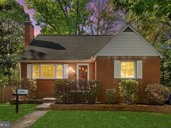 1015 Kennedy Street, Falls Church VA 22046