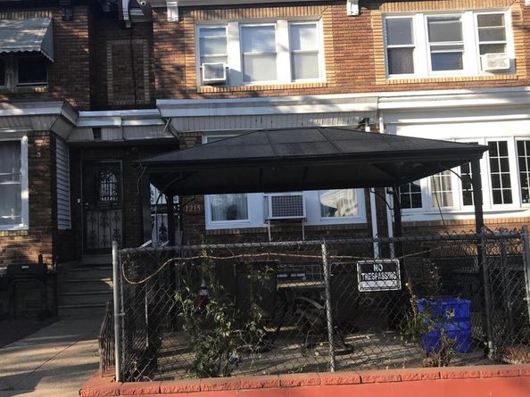 1215 Bridge Street, Philadelphia PA 19124