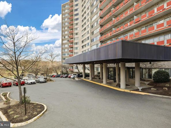 5340 Holmes Run Parkway 904, Alexandria VA 22304