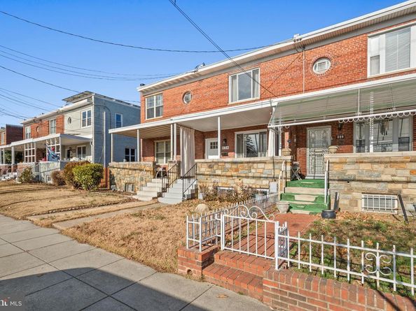 838 Buchanan Street NE, Washington DC 20017