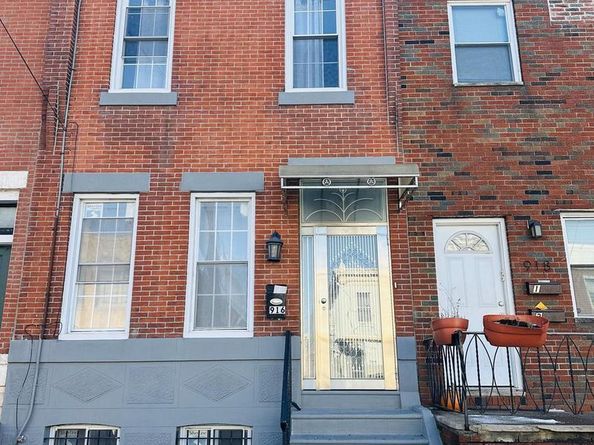 916 Snyder Avenue, Philadelphia PA 19148