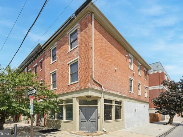 673 N 15TH Street, Philadelphia PA 19130