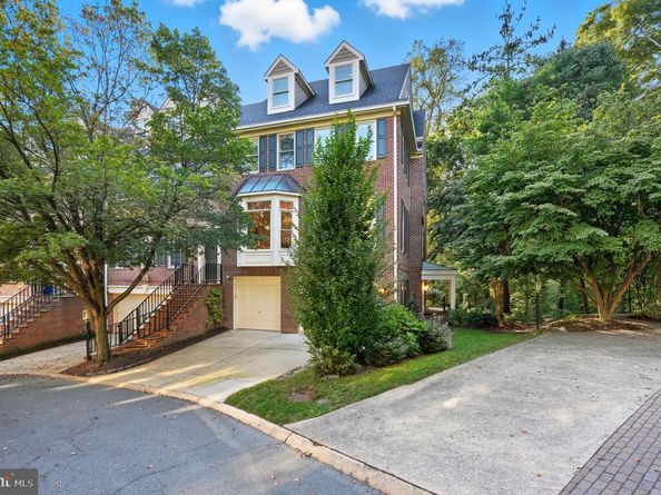 2124 21st Road N, Arlington VA 22201