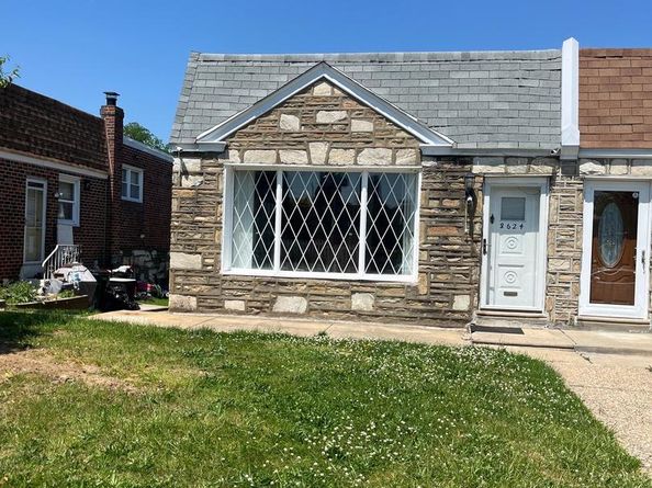 8624 Agusta Street, Philadelphia PA 19152