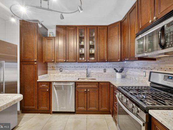3001 Veazey Terrace NW 715, Washington DC 20008