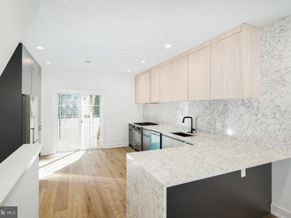 1532 Catharine Street, Philadelphia PA 19146