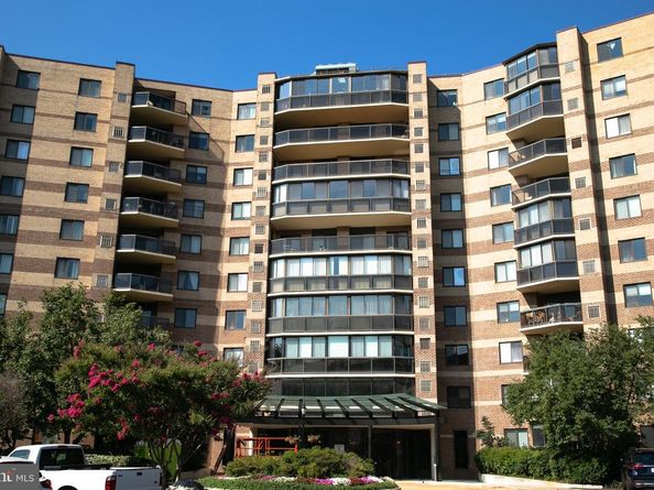 8350 Greensboro Drive 517, Mclean VA 22102