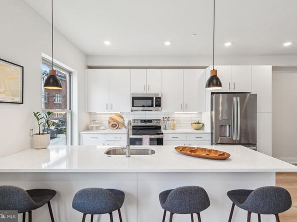 3205 N 35TH Street 9, Philadelphia PA 19129