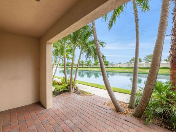 4220 N Dixie Hwy 75, Oakland Park FL 33334