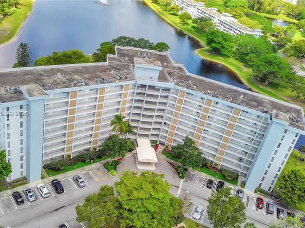 3010 N Course Drive 104, Pompano Beach FL 33069