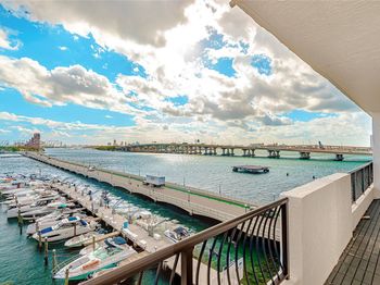 555 NE 15th Street