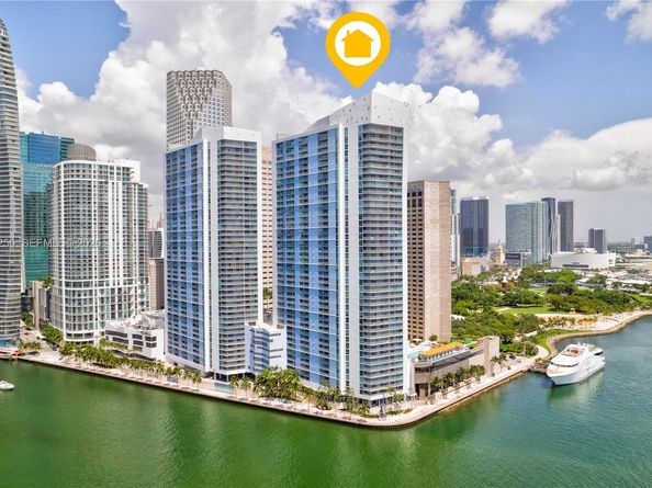 335 S Biscayne Boulevard 1209, Miami FL 33131