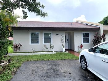 4904 SW 139th Court
