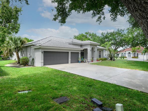 10370 NW 14th Place, Coral Springs FL 33071