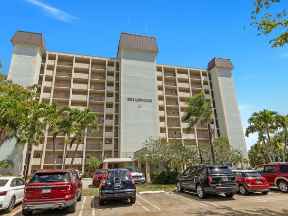 9101 W Sample Road 1004, Coral Springs FL 33065
