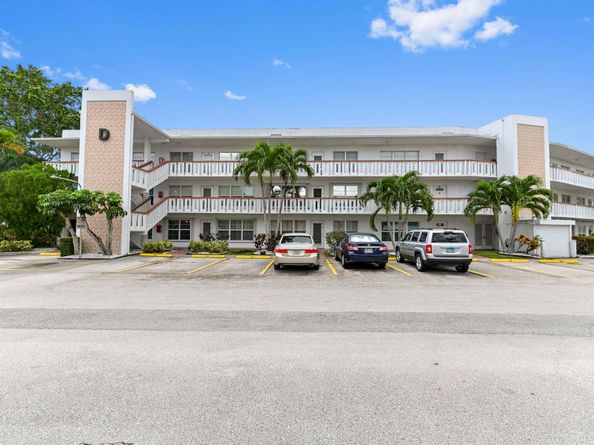 113 Wellington D, West Palm Beach FL 33417
