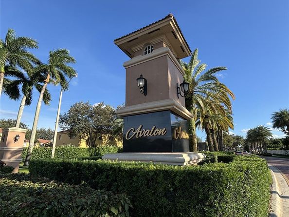 10400 SW 24th Ct, Miramar FL 33025