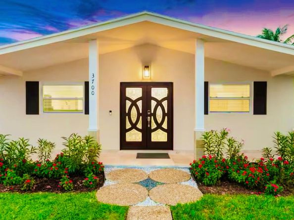 3700 Australian Court, West Palm Beach FL 33407