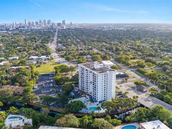 1800 N Andrews Ave 7J, Fort Lauderdale FL 33311