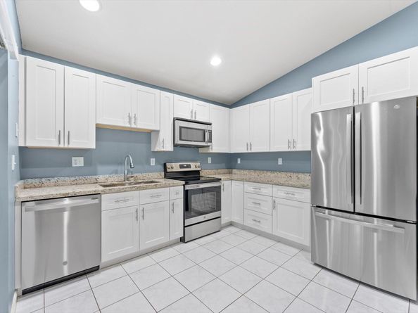 5857 Eagle Cay Circle, Coconut Creek FL 33073