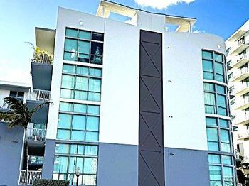 2100 Van Buren Street