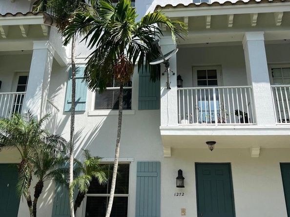 1272 Via Fiume, Boynton Beach FL 33426