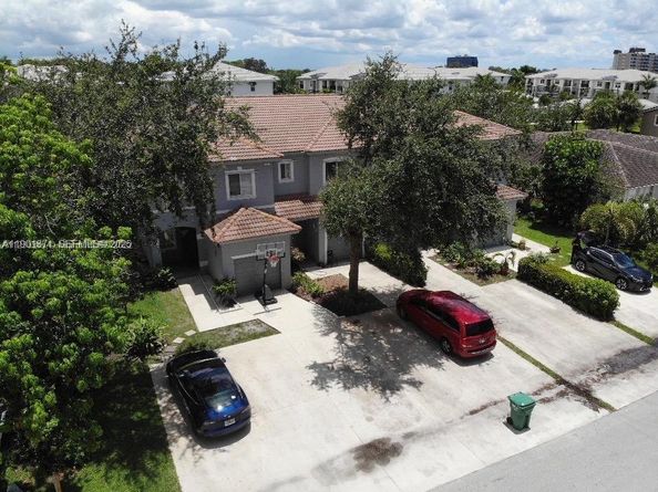 8706 NW 38th Drive, Coral Springs FL 33065