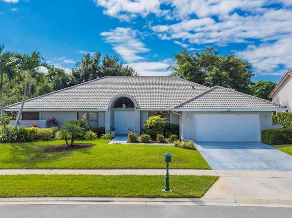 10180 Silver Lake Drive, Boca Raton FL 33428