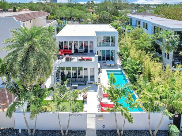 1312 SE 2nd St, Fort Lauderdale FL 33301