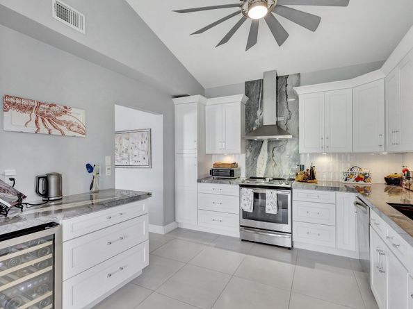 3399 Jog Park Drive, Greenacres FL 33467