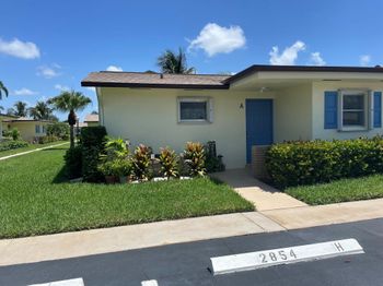 2864 Crosley Drive E