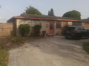 3209 N Australian Avenue