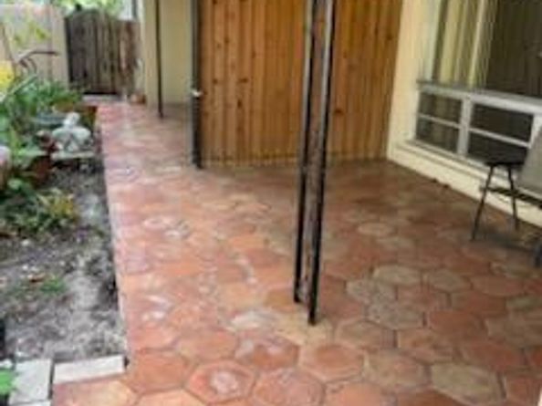 Undisclosed Address #F10519748, Oakland Park FL 33334