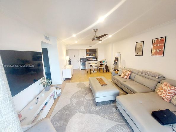 4400 Hillcrest Dr 1005a 1005A, Hollywood FL 33021