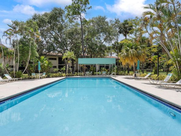 7547 NW 79th Ave 111, Tamarac FL 33321