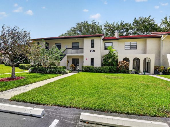 8310 Casa Del Lago D, Boca Raton FL 33433