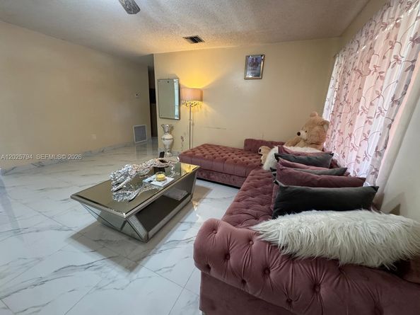 5923 Fillmore Street, Hollywood FL 33021