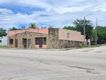 4201 NW 17th Avenue
