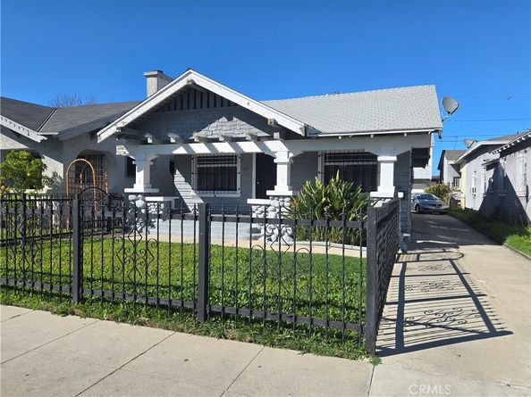 555 W 43rd, Los Angeles CA 90037