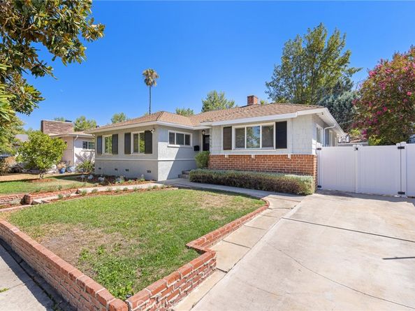 19438 Calvert Street, Tarzana CA 91335