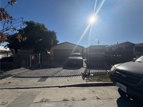 226 E 88th, Los Angeles CA 90003