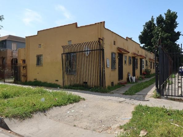 5917 S Figueroa Street, Los Angeles CA 90003