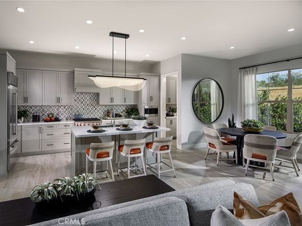 214 Maricopa, Irvine CA 92618