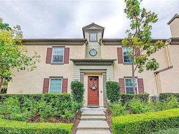 15229 Columbus Square