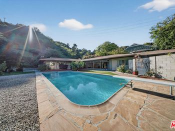 7230 Outpost Cove Drive