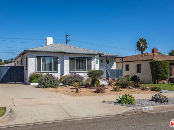 9806 S Van Ness Avenue, Los Angeles CA 90047