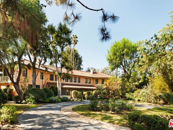 1205 Arden Road, Pasadena CA 91106