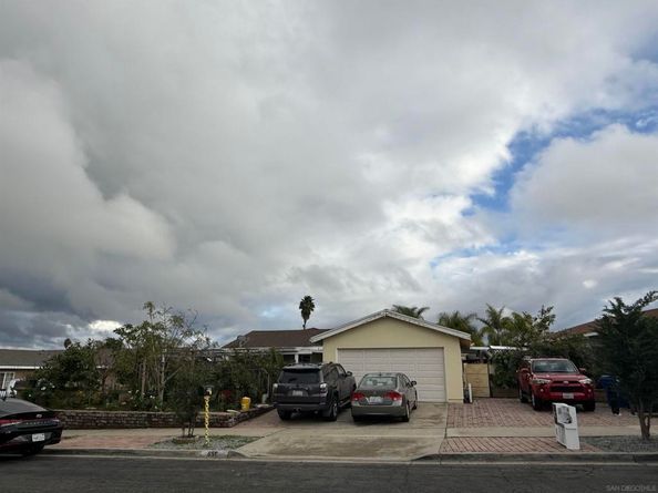 656 Parker Street, Oceanside CA 92057