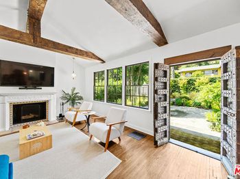 6626 Cahuenga Terrace